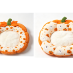CW090 pumpkin round cat bed in a realistic pet-use scene